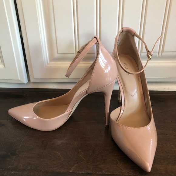 Shoes - Picture 2 of 2